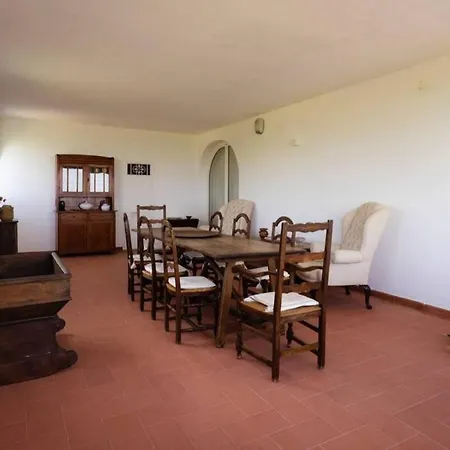 Resta With Pool And Villa Turi